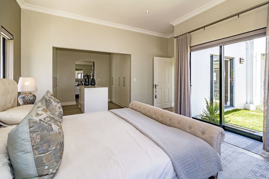 To Let 4 Bedroom Property for Rent in Croydon Olive Estate Western Cape